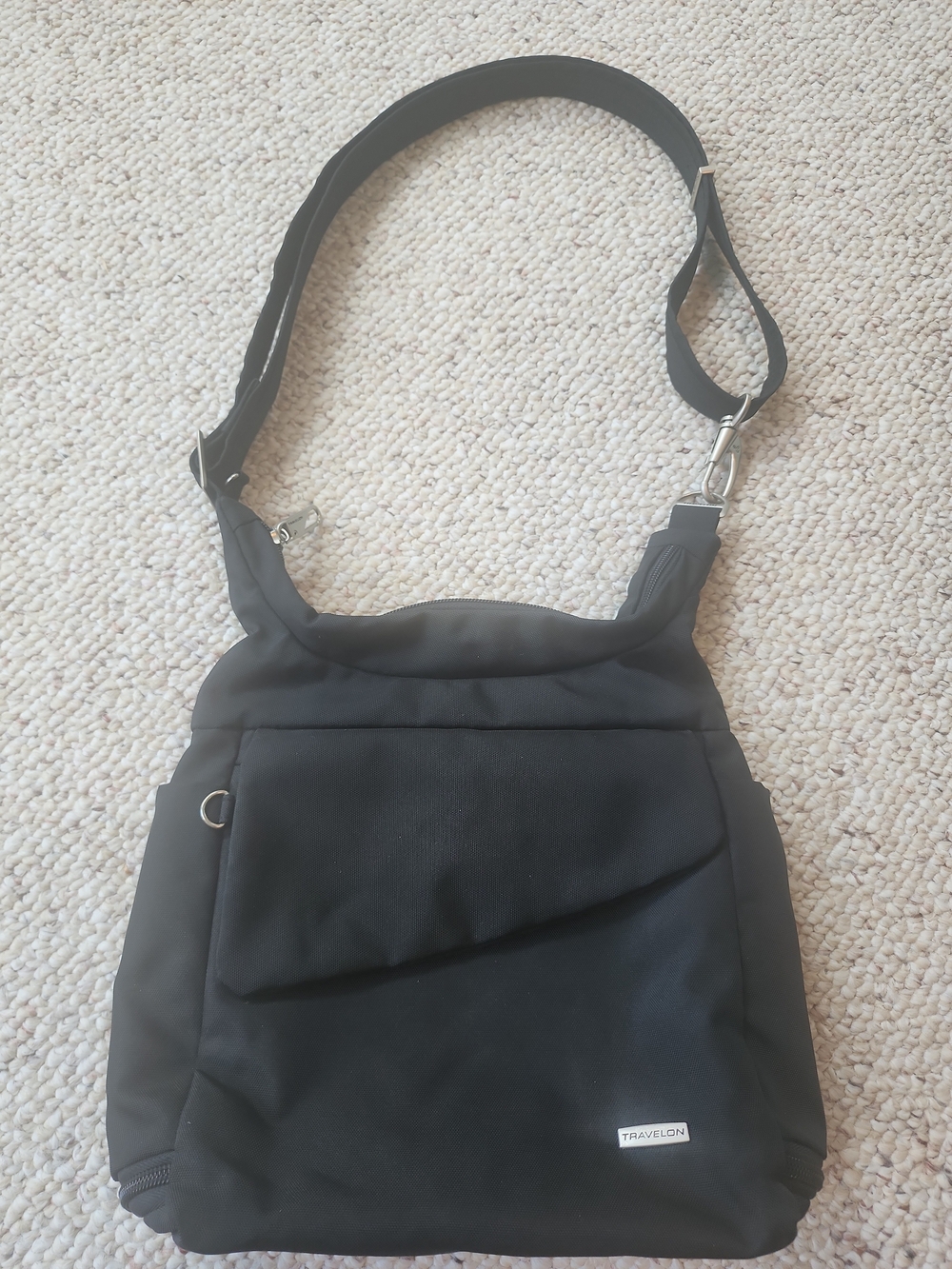 Travelon Black Classic Messenger Crossbody Bag Anti-Theft RFID Travel Purse